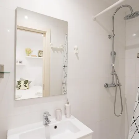 Le Flat | Anjos Apartment